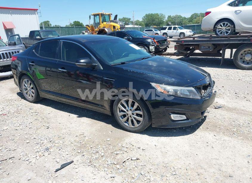 2015 Kia Optima EX (VIN 5XXGN4A76FG353935) main photo
