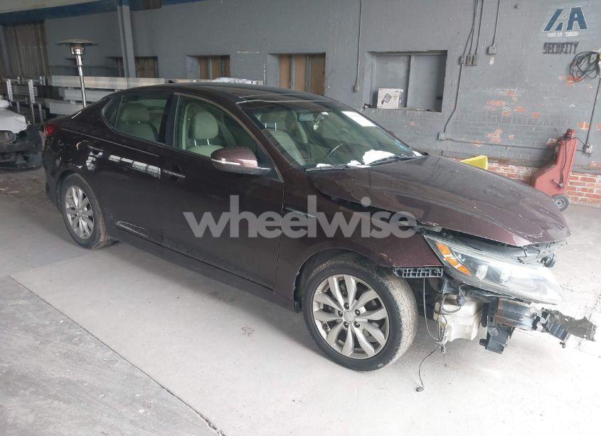 2015 Kia Optima EX (VIN 5XXGN4A76FG389558) main photo