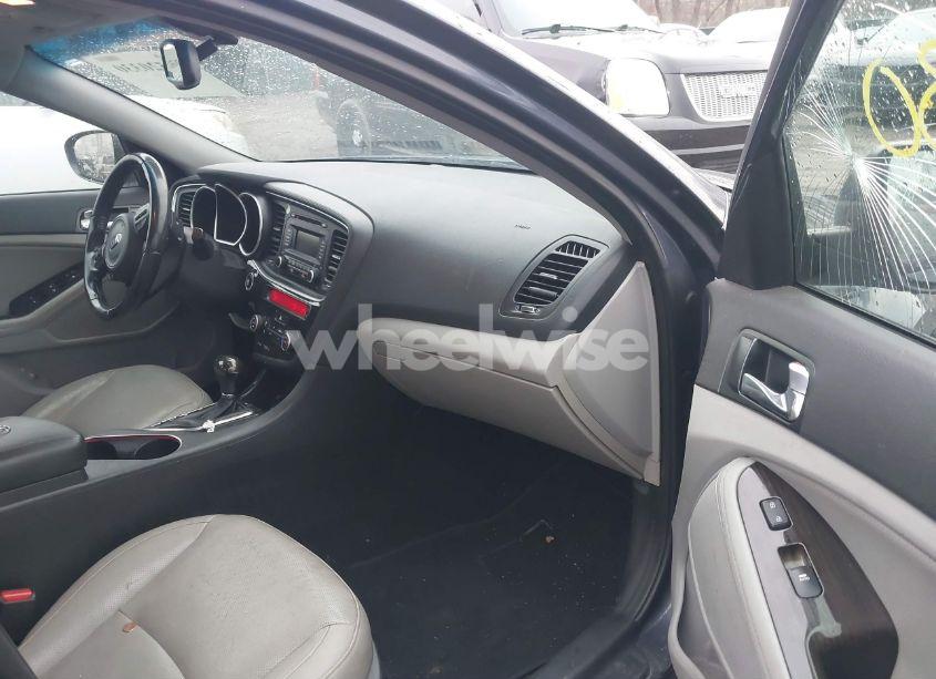 Photo 5 of 2015 Kia Optima EX (VIN 5XXGN4A76FG414183)