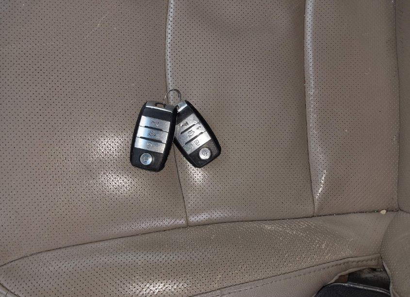 Photo 11 of 2015 Kia Optima EX (VIN 5XXGN4A76FG417228)