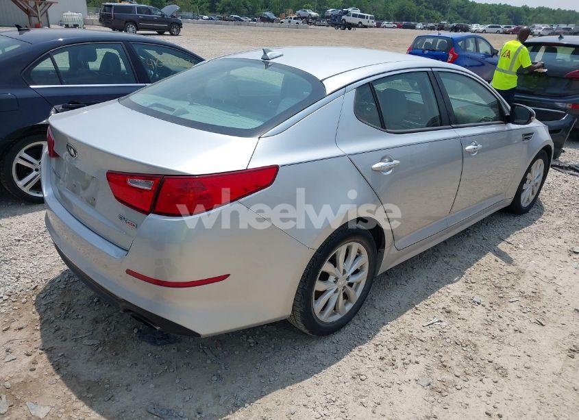 Photo 4 of 2015 Kia Optima EX (VIN 5XXGN4A76FG430075)