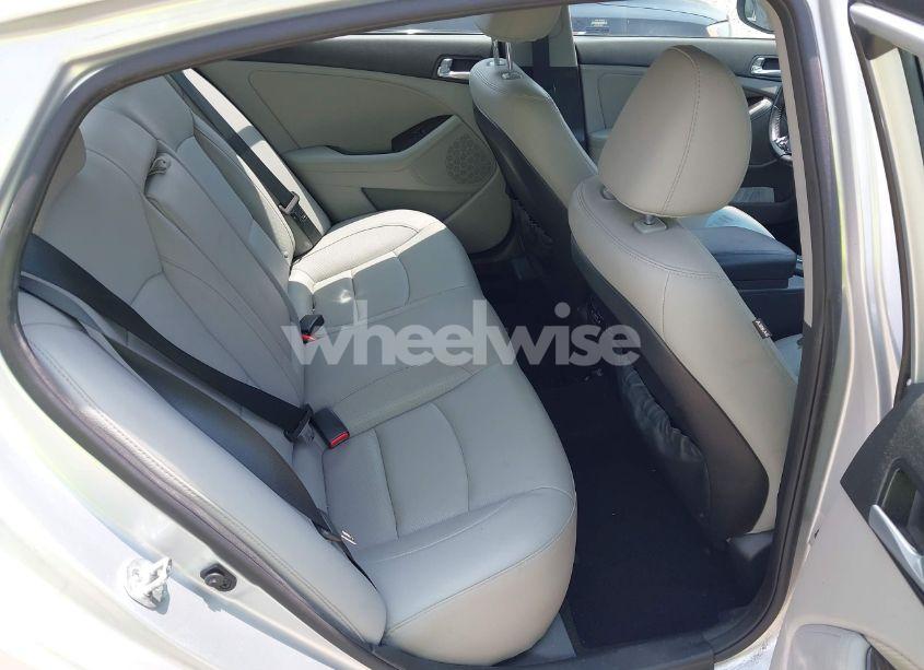 Photo 8 of 2015 Kia Optima EX (VIN 5XXGN4A76FG430075)