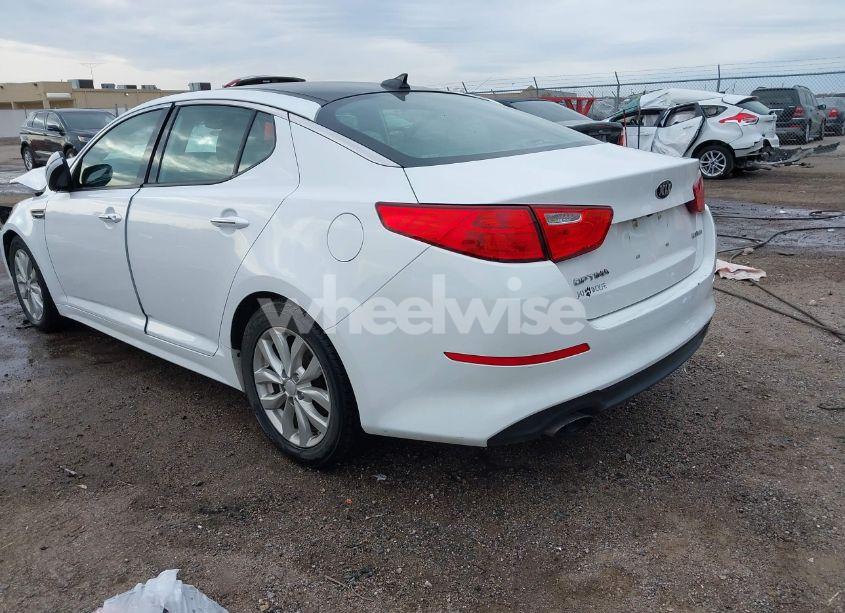 Photo 3 of 2015 Kia Optima EX (VIN 5XXGN4A76FG474657)