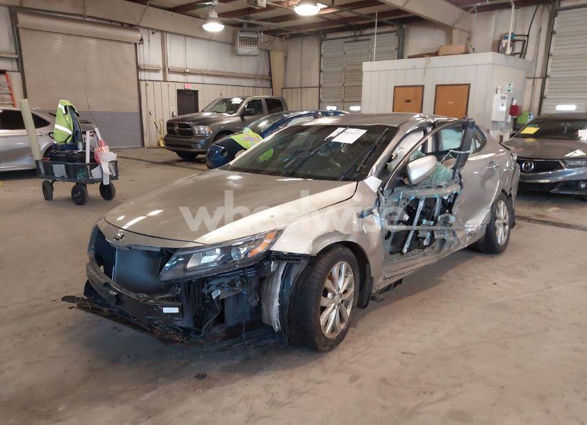 Photo 2 of 2015 Kia Optima EX (VIN 5XXGN4A76FG481964)