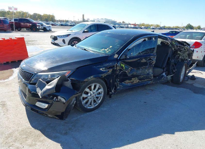 Photo 2 of 2015 Kia Optima EX (VIN 5XXGN4A76FG495301)