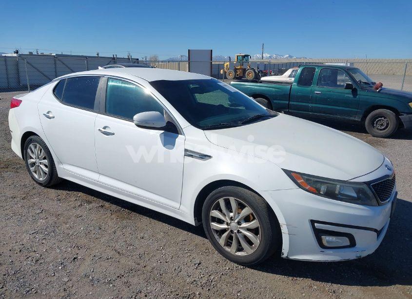 2015 Kia Optima EX (VIN 5XXGN4A76FG512789) main photo