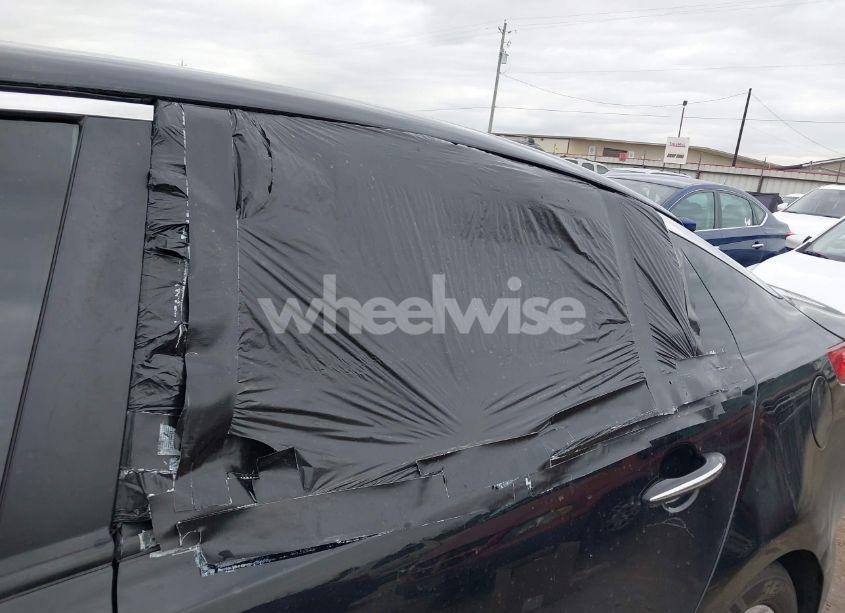 Photo 6 of 2015 Kia Optima EX (VIN 5XXGN4A76FG518608)