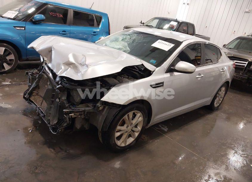 Photo 2 of 2012 Kia Optima EX (VIN 5XXGN4A77CG003628)