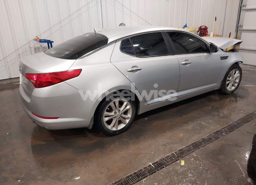 Photo 4 of 2012 Kia Optima EX (VIN 5XXGN4A77CG003628)