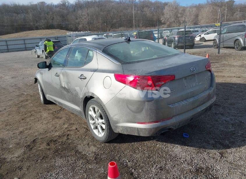 Photo 3 of 2012 Kia Optima EX (VIN 5XXGN4A77CG012488)
