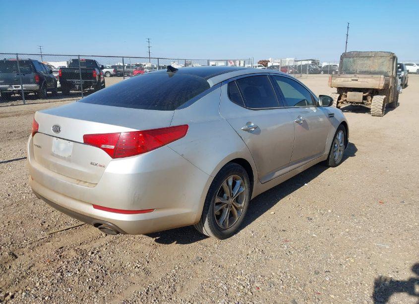 Photo 4 of 2012 Kia Optima EX (VIN 5XXGN4A77CG021031)