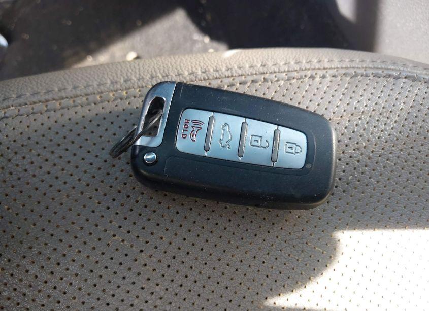 Photo 11 of 2012 Kia Optima EX (VIN 5XXGN4A77CG022812)