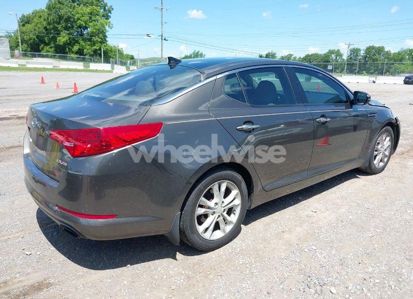 Photo 4 of 2012 Kia Optima EX (VIN 5XXGN4A77CG023524)