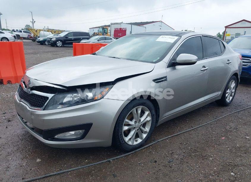 Photo 2 of 2012 Kia Optima EX (VIN 5XXGN4A77CG023586)