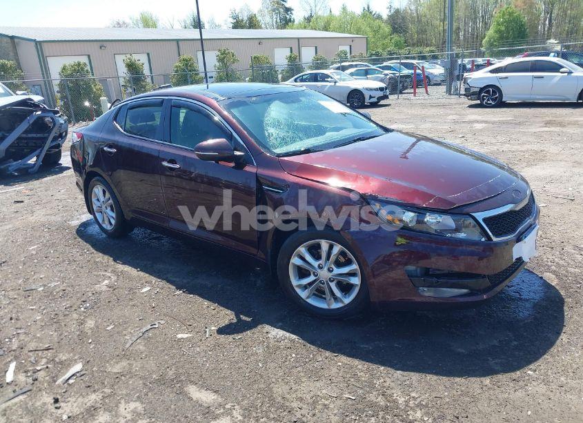 2012 Kia Optima EX (VIN 5XXGN4A77CG070651) main photo