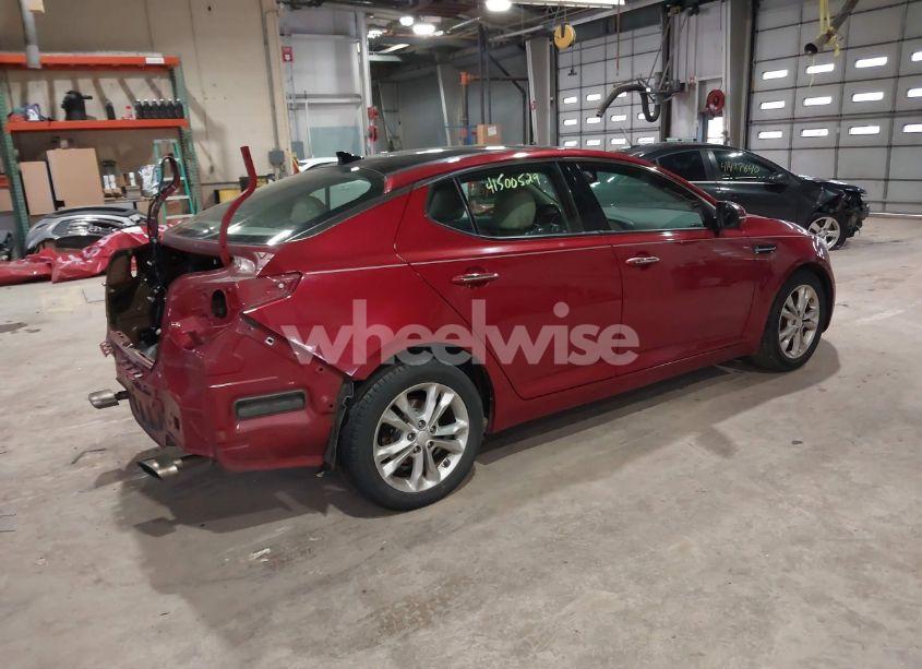 Photo 4 of 2012 Kia Optima EX (VIN 5XXGN4A77CG073288)