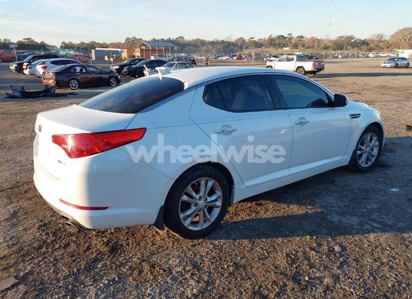 Photo 4 of 2012 Kia Optima EX (VIN 5XXGN4A77CG085683)