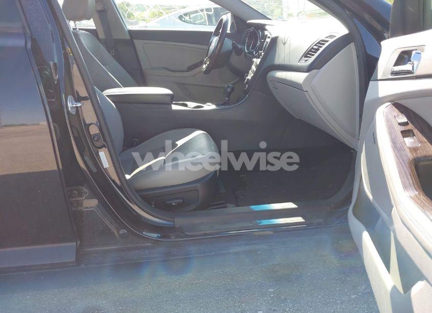 Photo 5 of 2012 Kia Optima EX (VIN 5XXGN4A77CG088437)