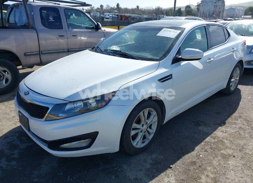 Photo 2 of 2013 Kia Optima EX (VIN 5XXGN4A77DG093428)