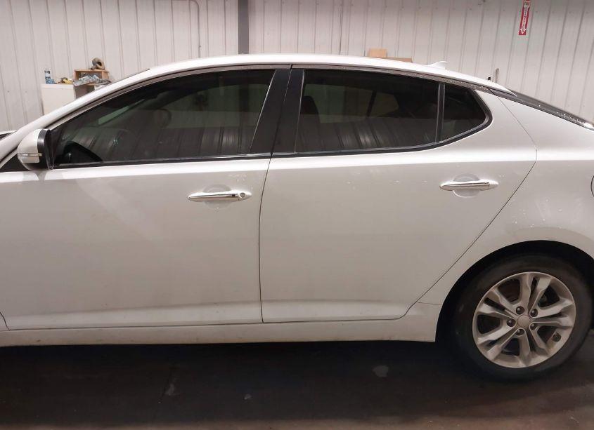Photo 14 of 2013 Kia Optima EX (VIN 5XXGN4A77DG102886)