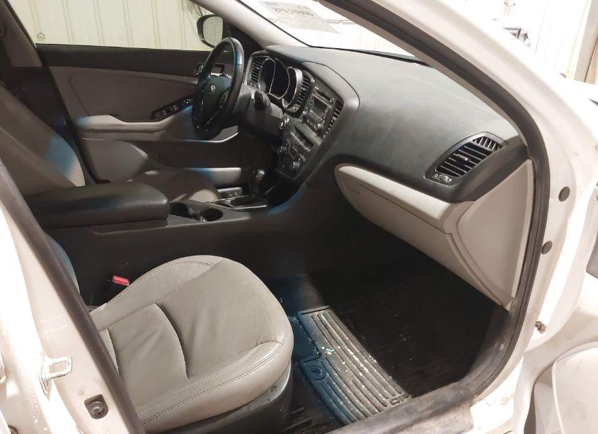 Photo 5 of 2013 Kia Optima EX (VIN 5XXGN4A77DG102886)