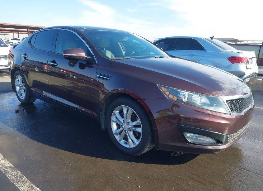 2013 Kia Optima EX (VIN 5XXGN4A77DG105643) main photo