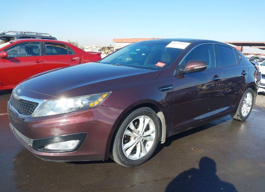Photo 2 of 2013 Kia Optima EX (VIN 5XXGN4A77DG105643)