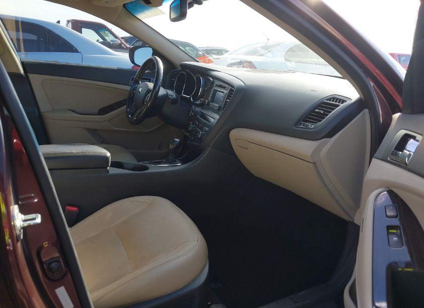 Photo 5 of 2013 Kia Optima EX (VIN 5XXGN4A77DG105643)