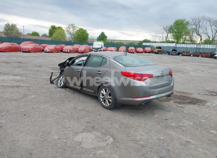 Photo 3 of 2013 Kia Optima EX (VIN 5XXGN4A77DG111541)