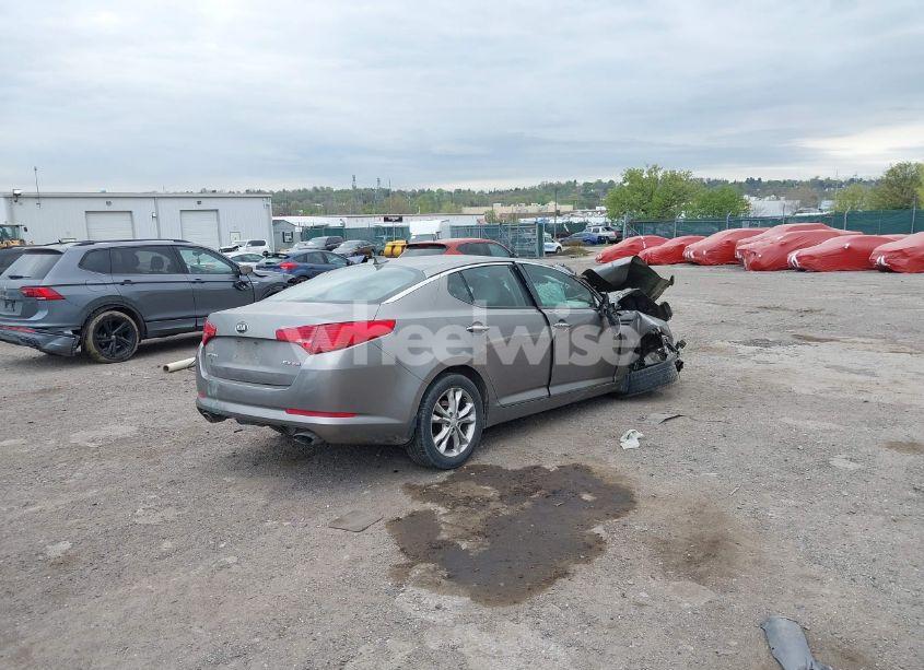 Photo 4 of 2013 Kia Optima EX (VIN 5XXGN4A77DG111541)