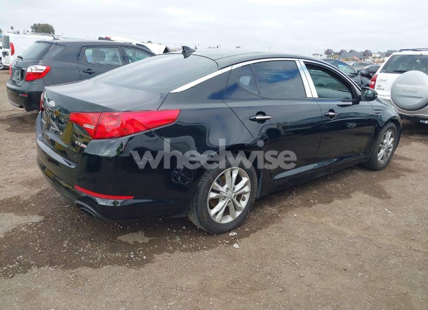 Photo 4 of 2013 Kia Optima EX (VIN 5XXGN4A77DG218833)