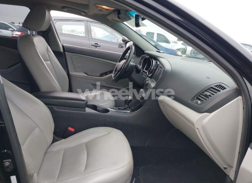 Photo 5 of 2013 Kia Optima EX (VIN 5XXGN4A77DG218833)