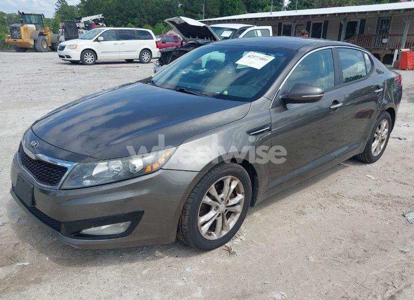 Photo 2 of 2013 Kia Optima EX (VIN 5XXGN4A77DG251606)