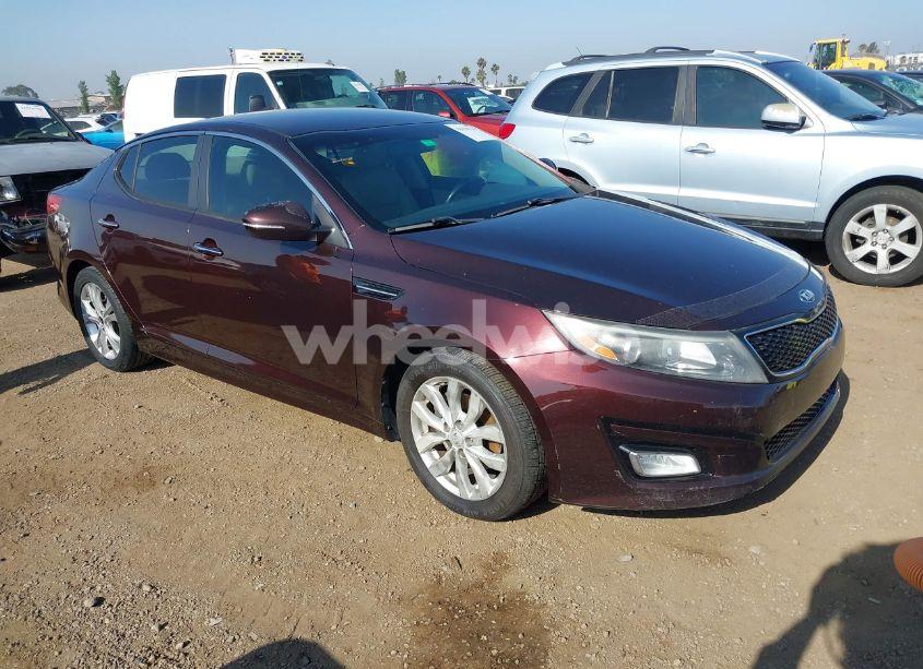 2015 Kia Optima EX (VIN 5XXGN4A77FG360179) main photo