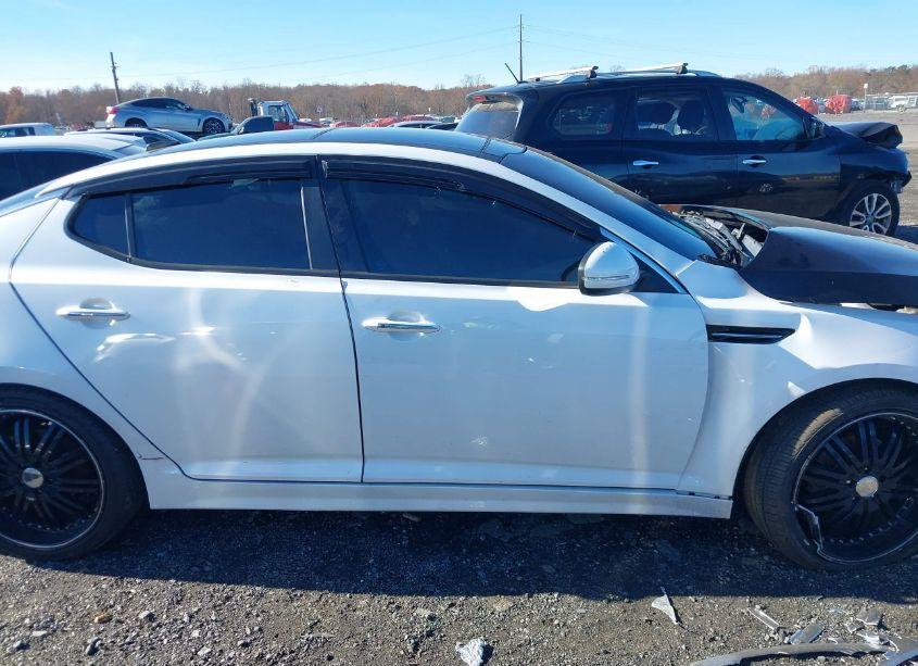 Photo 14 of 2015 Kia Optima EX (VIN 5XXGN4A77FG365480)