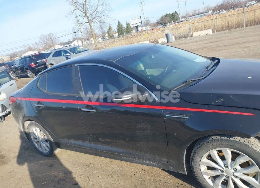 Photo 13 of 2015 Kia Optima EX (VIN 5XXGN4A77FG378200)