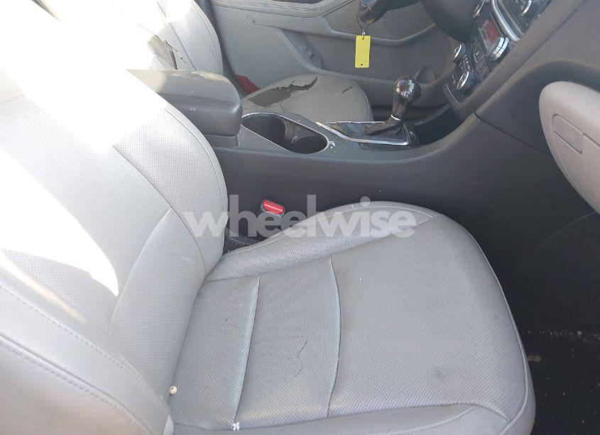 Photo 5 of 2015 Kia Optima EX (VIN 5XXGN4A77FG378200)