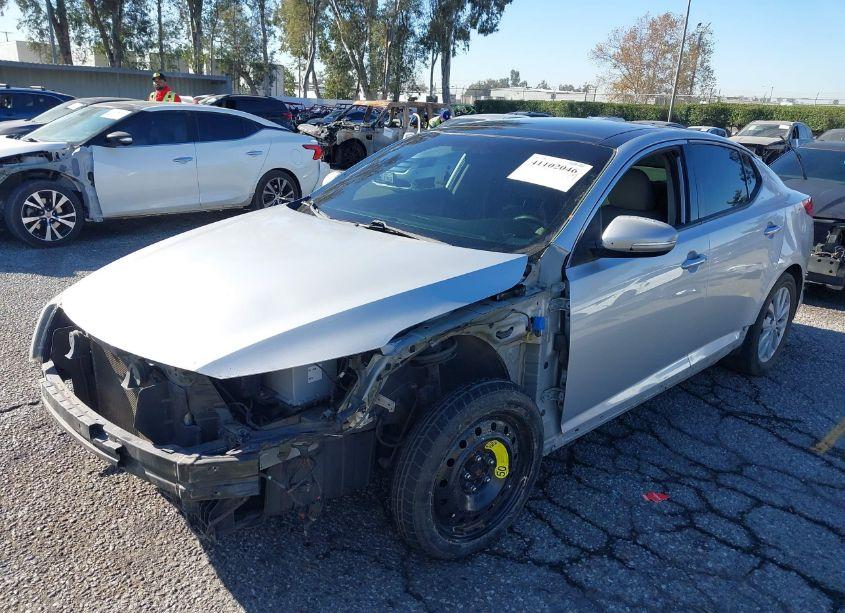 Photo 2 of 2015 Kia Optima EX (VIN 5XXGN4A77FG395014)