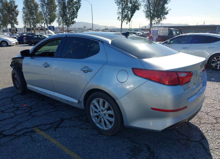 Photo 3 of 2015 Kia Optima EX (VIN 5XXGN4A77FG395014)
