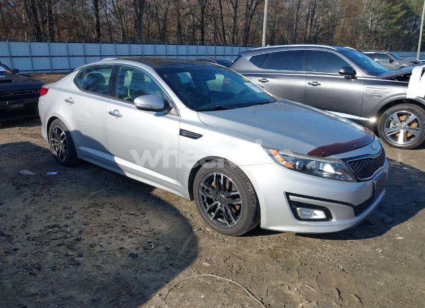 2015 Kia Optima EX (VIN 5XXGN4A77FG405802) main photo