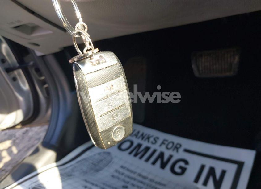 Photo 11 of 2015 Kia Optima EX (VIN 5XXGN4A77FG405802)