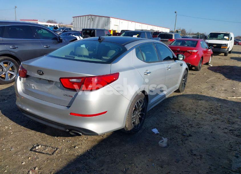 Photo 4 of 2015 Kia Optima EX (VIN 5XXGN4A77FG405802)