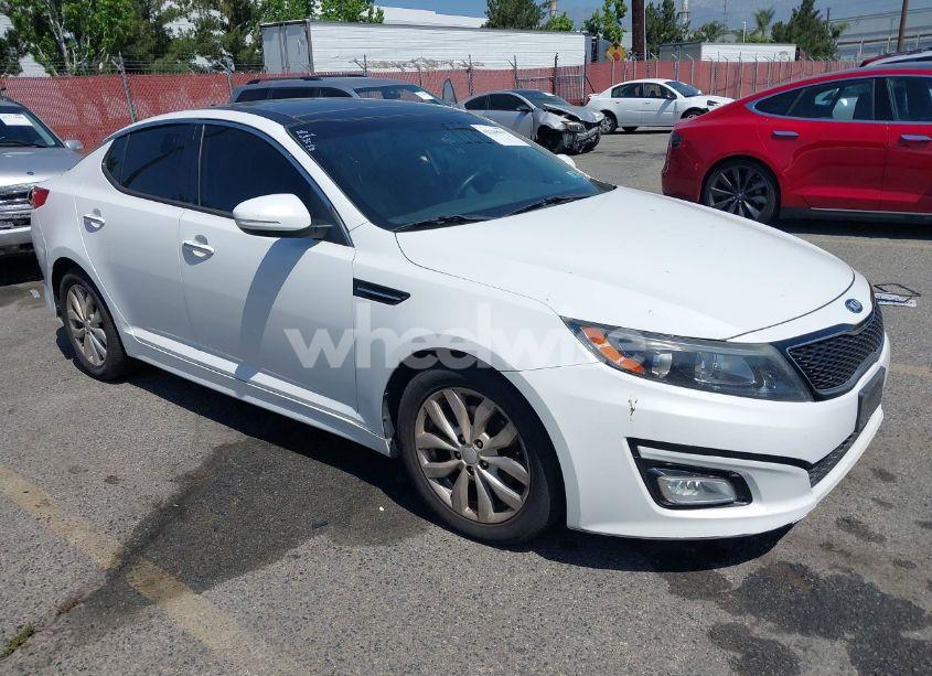 2015 Kia Optima EX (VIN 5XXGN4A77FG416329) main photo