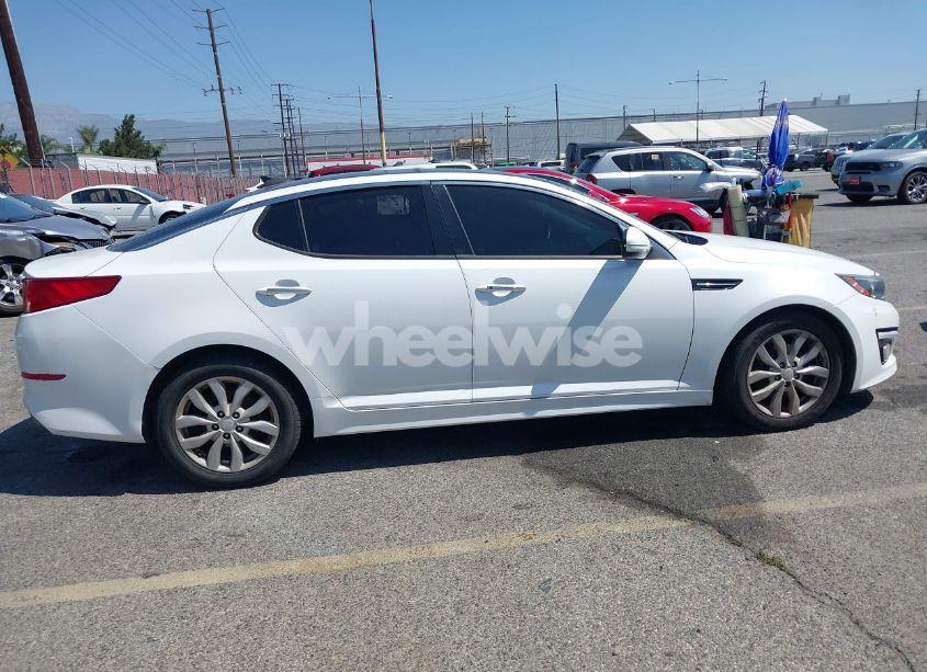 Photo 13 of 2015 Kia Optima EX (VIN 5XXGN4A77FG416329)