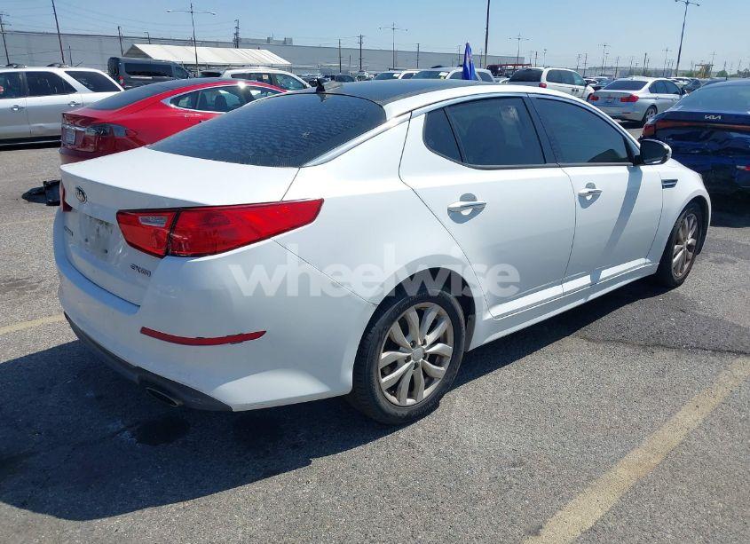 Photo 4 of 2015 Kia Optima EX (VIN 5XXGN4A77FG416329)