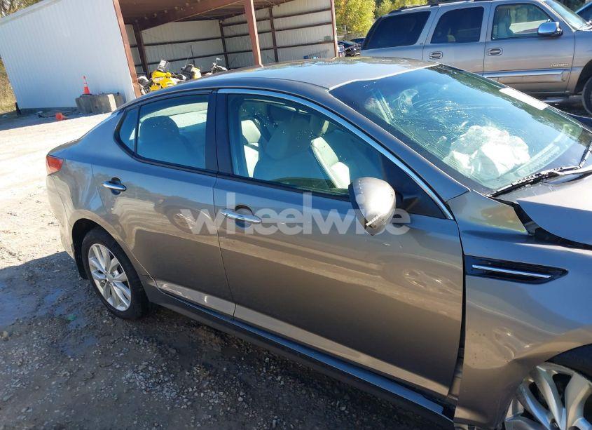 Photo 13 of 2015 Kia Optima EX (VIN 5XXGN4A77FG430876)