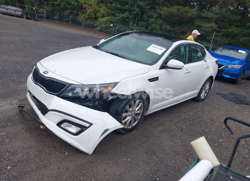 Photo 2 of 2015 Kia Optima EX (VIN 5XXGN4A77FG444440)