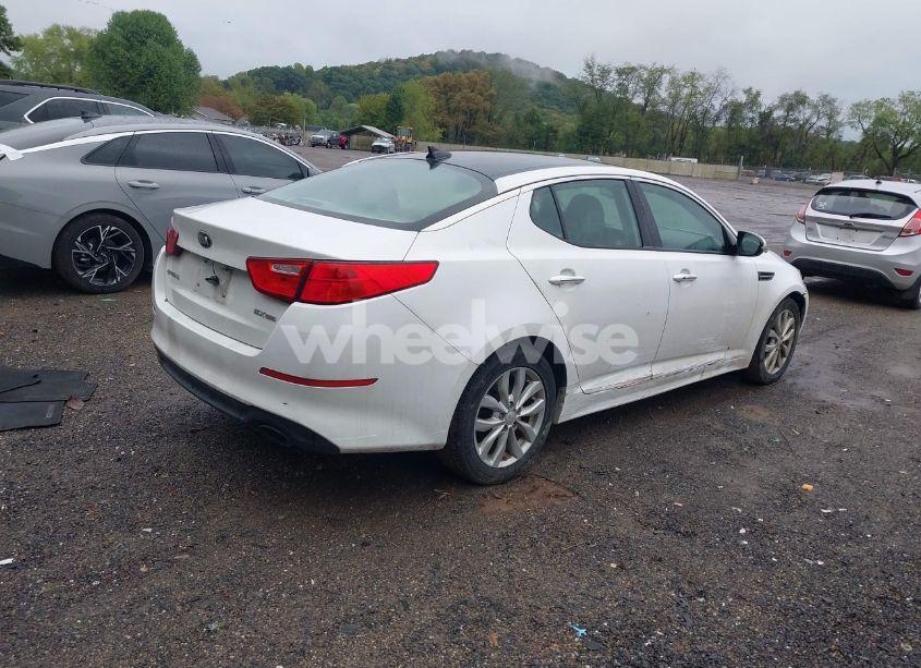Photo 4 of 2015 Kia Optima EX (VIN 5XXGN4A77FG444440)