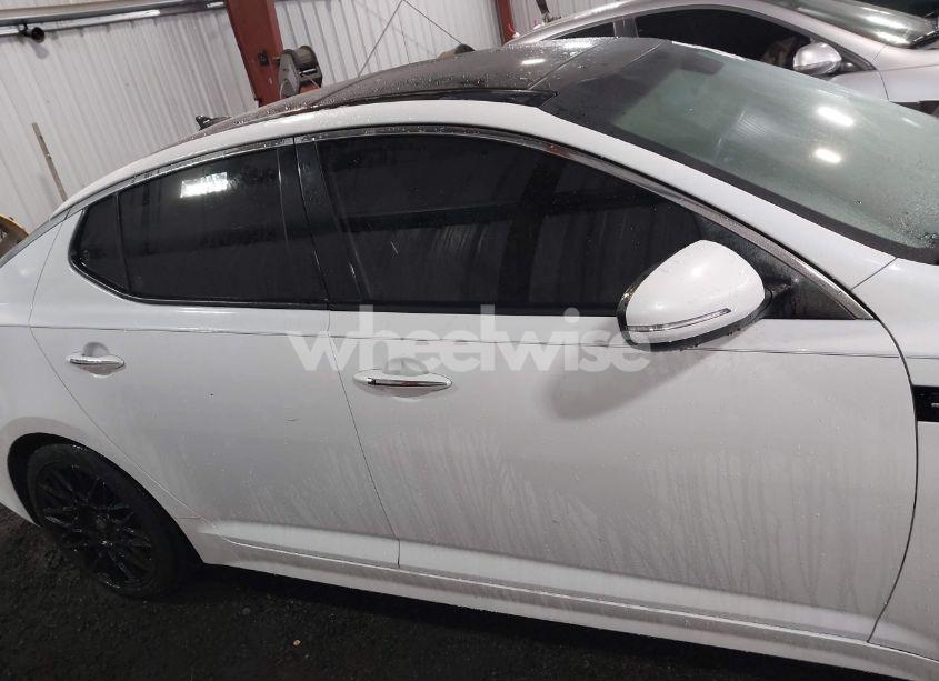 Photo 13 of 2015 Kia Optima EX (VIN 5XXGN4A77FG496490)