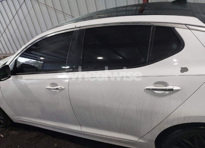 Photo 14 of 2015 Kia Optima EX (VIN 5XXGN4A77FG496490)